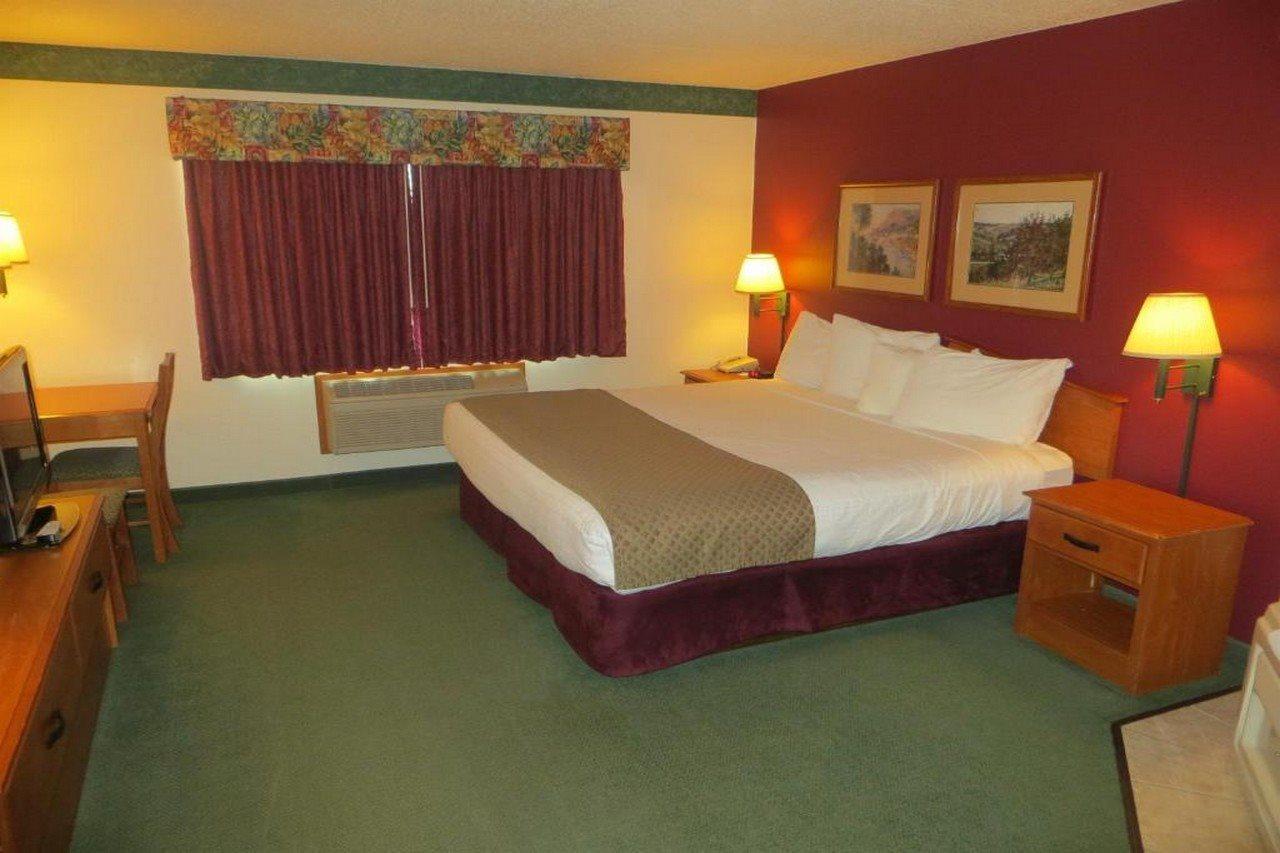 Americinn By Wyndham Манитоуок Екстериор снимка